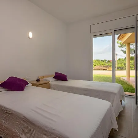 Rb-5 Residencial 6 Pax * Begur